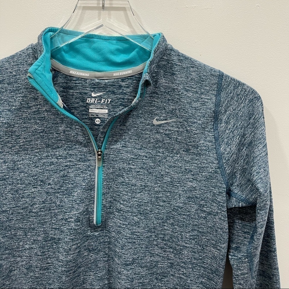 Running Dri-Fit Element Half Zip Long Sleeve Top - Picture 2 of 8